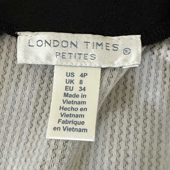 LONDON TIMES Form Fitting Dress Short Sleeve Flounce Dress, 4P - Picture 11 of 15